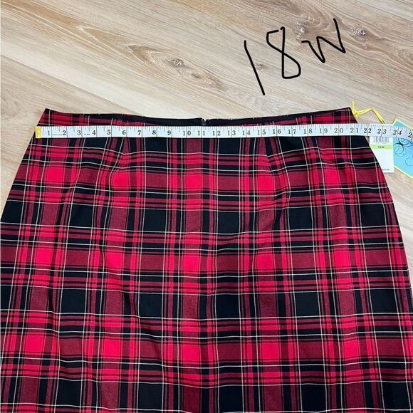 CECE Glamour Melody Plus Size Plaid Skirt - Picture 7 of 13